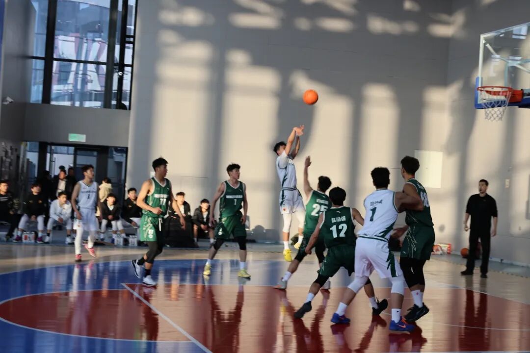 祝贺!西安高新科技职业学院男篮荣获陕西省大学生篮球联赛亚军