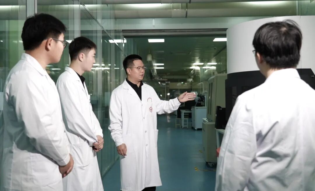 祝贺！西京学院张善文教授、冯祥波教授入选“全球前2%顶尖科学家榜单”