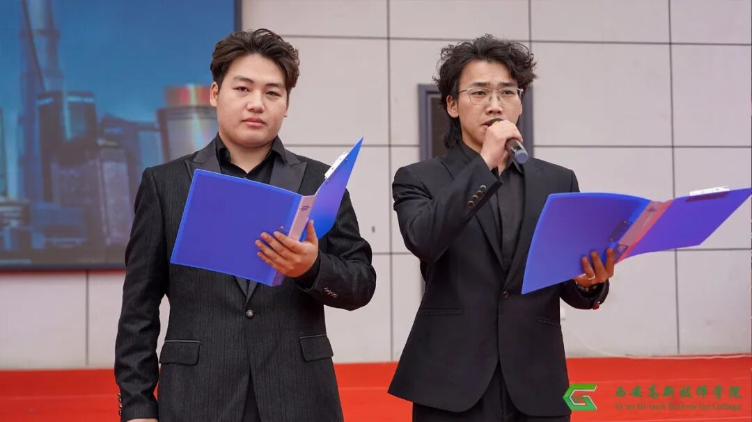 西安高新技师学院“唱响红五月 匠心筑梦行”合唱比赛暨文艺汇演圆满结束！