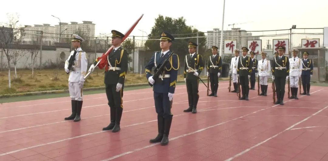 直击 | 西安轨道交通技师学院2024-2025学年第二学期开学典礼