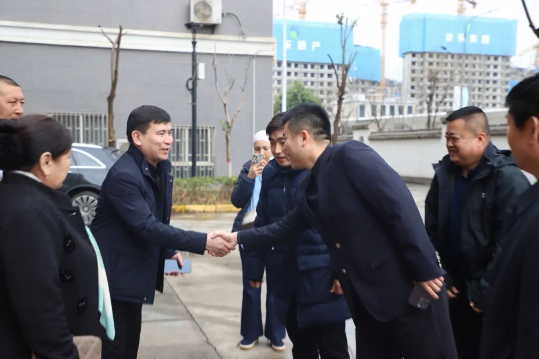 哈萨克斯坦江布尔州政府教育代表团到西安轨道交通技师学院进行国际教育交流