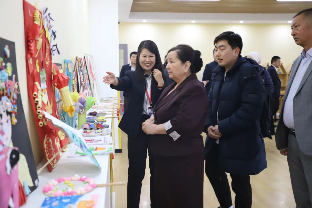 哈萨克斯坦江布尔州政府教育代表团到西安轨道交通技师学院进行国际教育交流