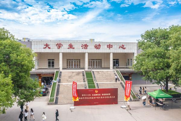 西安培华学院2.jpg