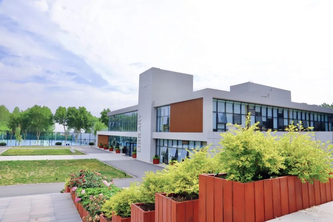 破圈！西安翻译学院把企业搬进课堂，打造"毕业即上岗"的人才生产线