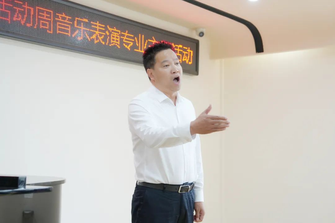 西安市2025年职业教育活动周绘画、音乐表演专业专场主题活动在西安博雅艺术职业高中举行