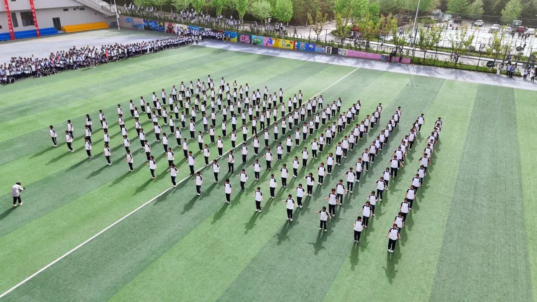动起来！西安现代综合职业高中第四届趣味运动会赛程表大公开