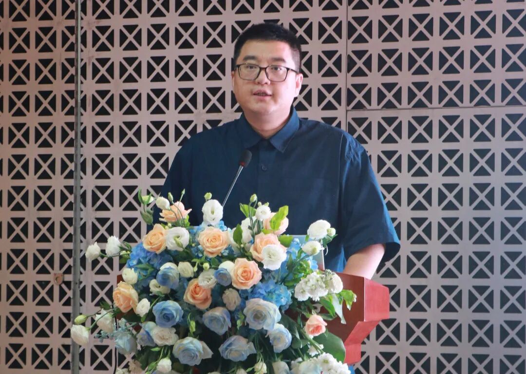 西安培华学院科研领域捷报连连9位教师荣登“2025全国高被引学者”榜单