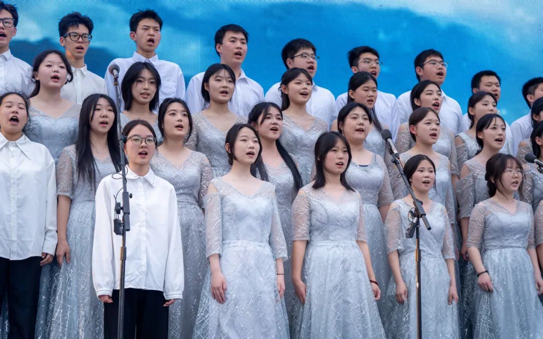 以声为剑，以诵为舟！西安现代综合职业高中中华经典诵读大赛圆满完成