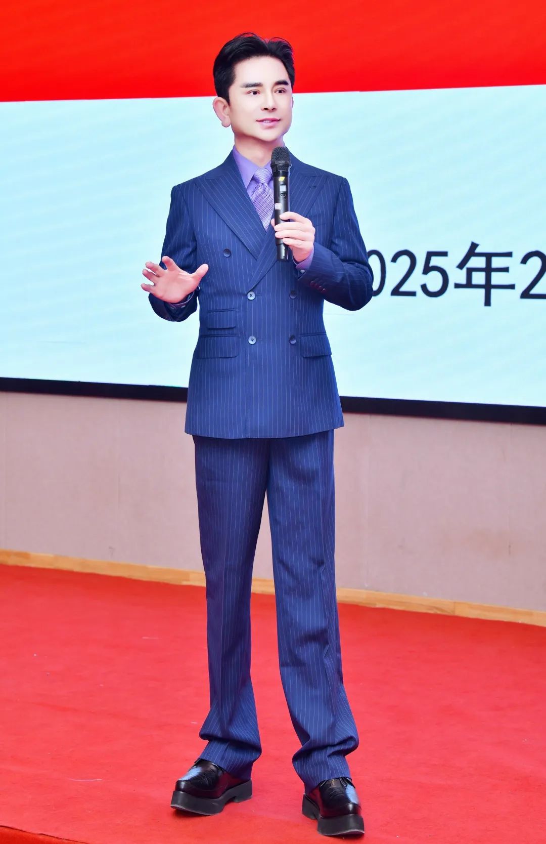 陕西服装工程学院院长吕明