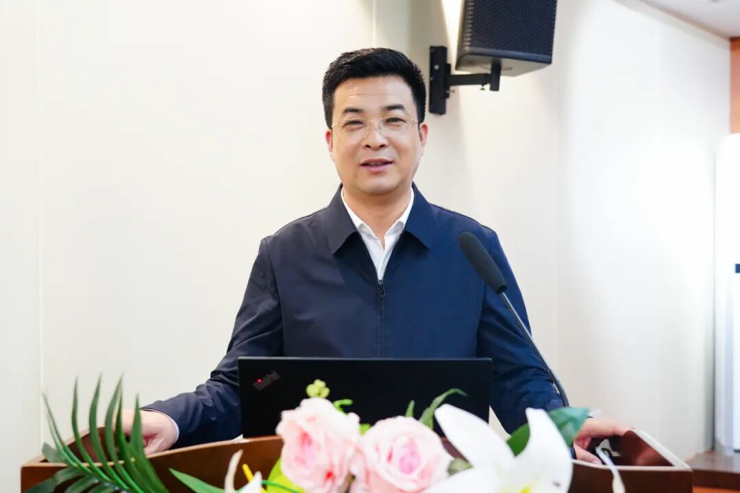 喜报！西安育华职业高中荣获“2025年度灞桥区中等职业教育工作优秀单位”称号！