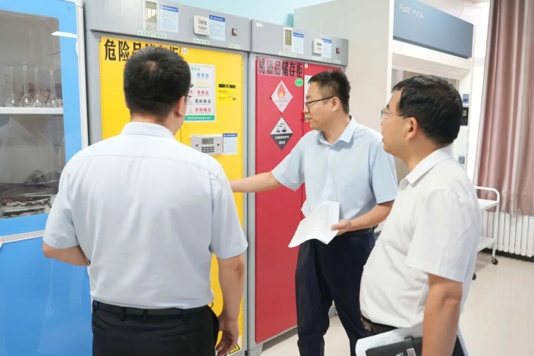 西安育华职业高中开展2025年秋季开学前校园安全大检查