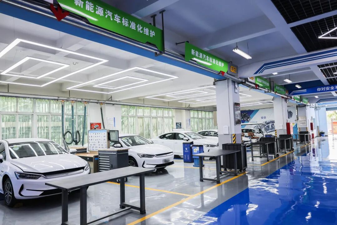 职高校园是什么样？沉浸式带你一探西安交通职业学校