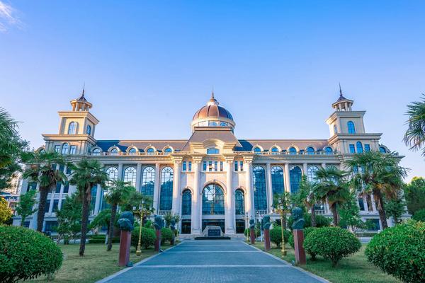 西安外事学院1.jpeg