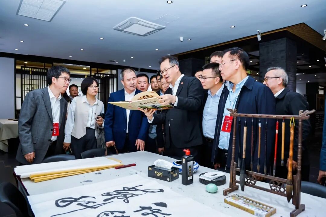 共建·共享·共赢 | 2025年“未来大学联盟”会议在西安培华学院举行