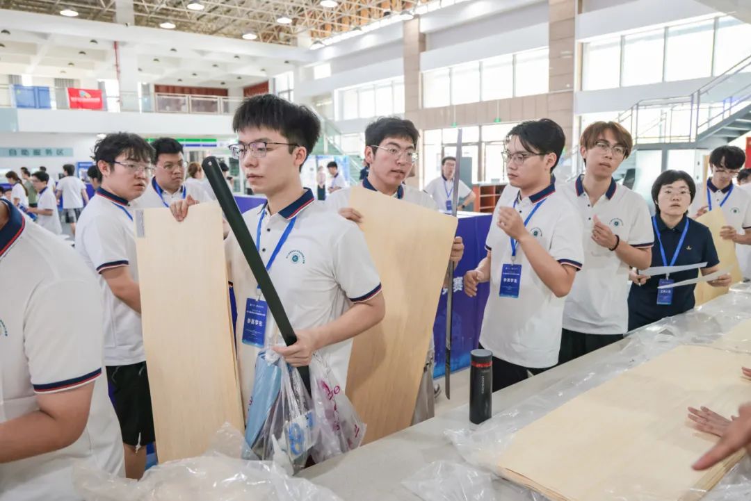 第八届陕西省大学生结构设计竞赛在西京学院开幕