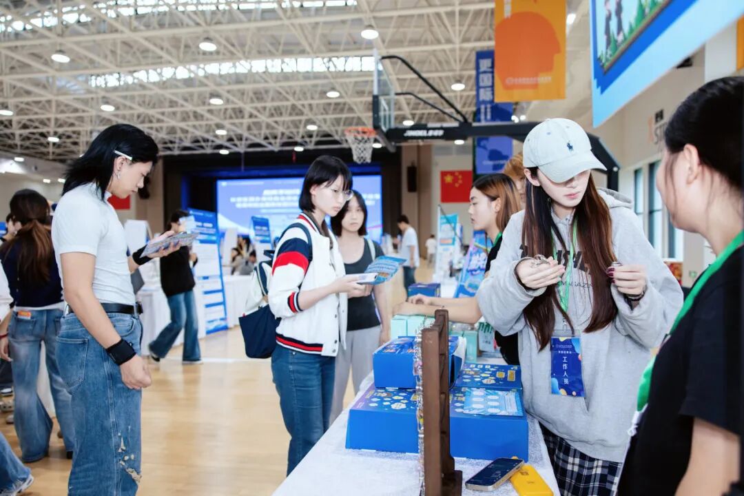 近200家企业齐聚，西安科技大学高新学院2026秋季大型综合双选会超有料！
