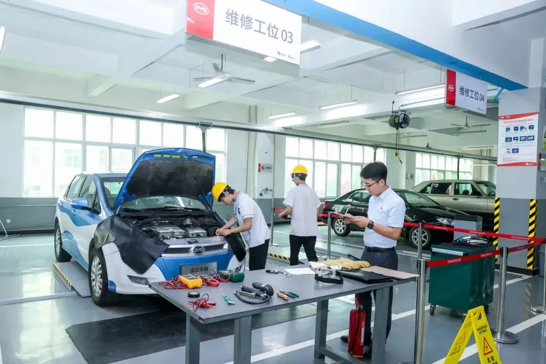 重磅！！！西安交通职业学校获批陕西省“试点综合高中班”！