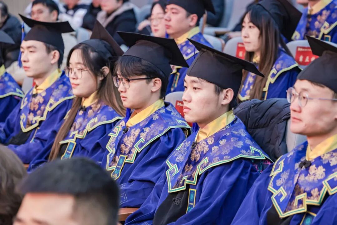 逐梦启航！西京学院2026届硕士研究生毕业典礼举行