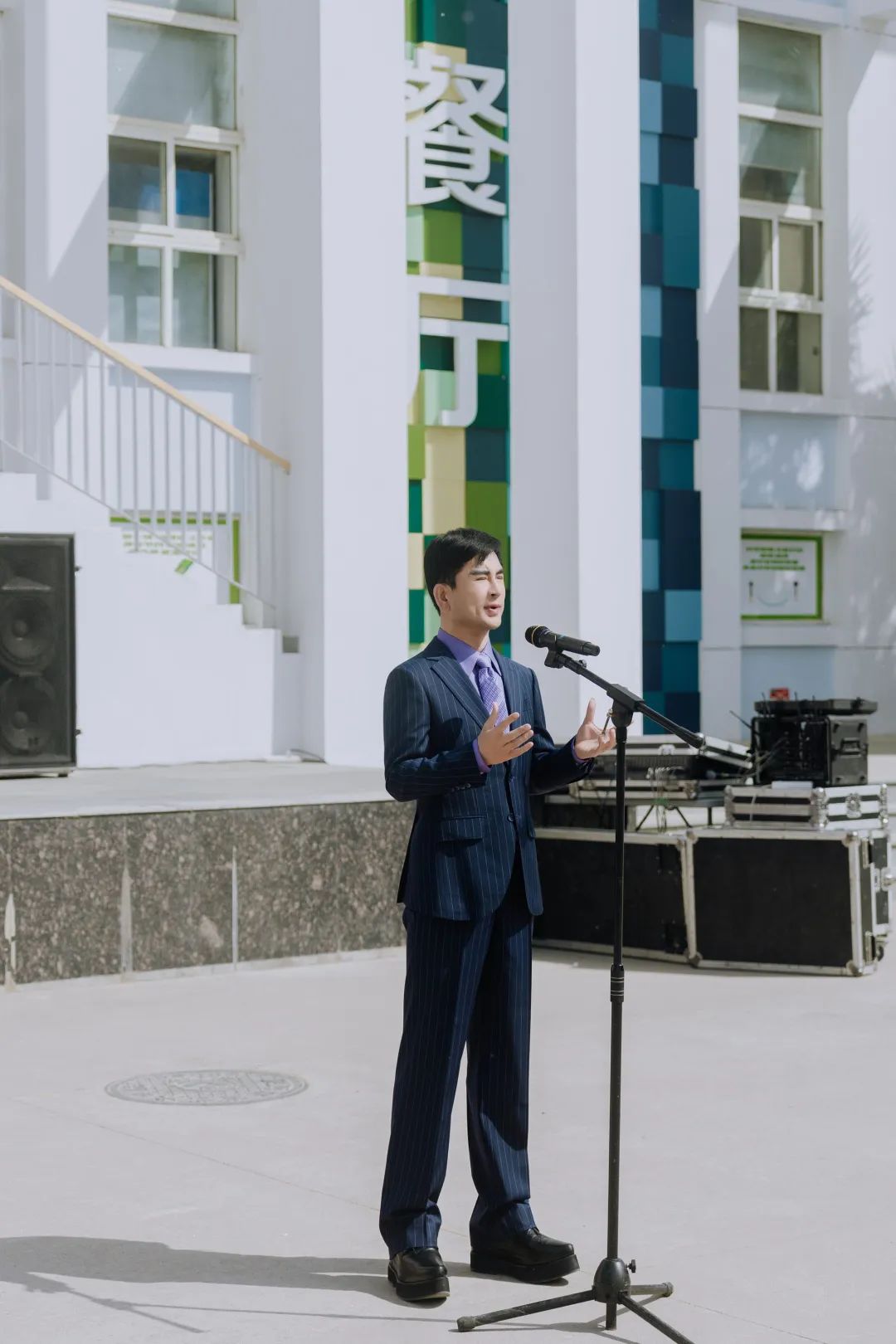 陕西服装工程学院董事长吕明