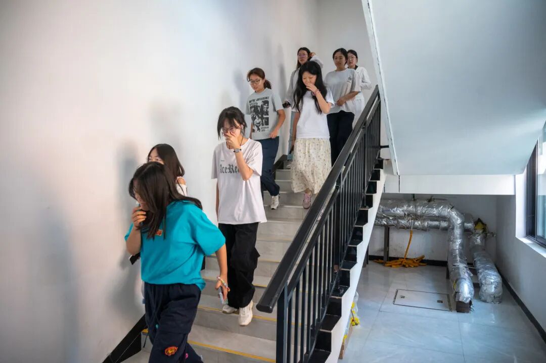 西安明德理工学院扎实开展2026级新生入学安全教育系列活动
