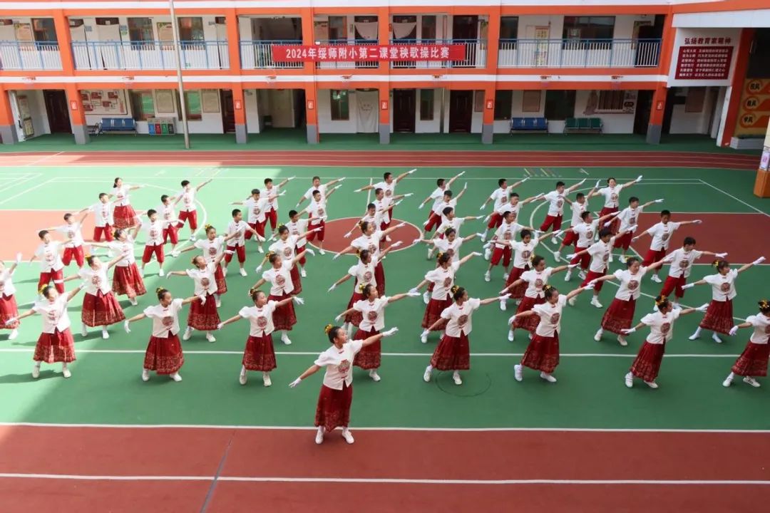 陕西绥德：多彩非遗进校园 文化传承育新人