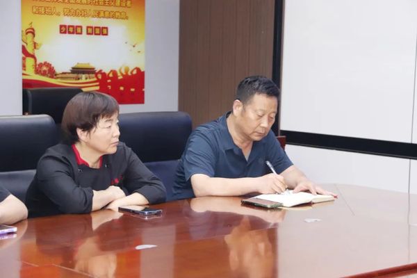筑牢安全防线，守护美好"食"光 | 西安东方职业高级中学召开校园食品安全会