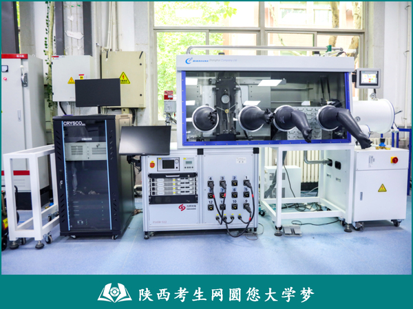 12@2025高考生！西京学院“光电信息材料与器件”专业开启战略新兴人才培养新篇章2.jpg
