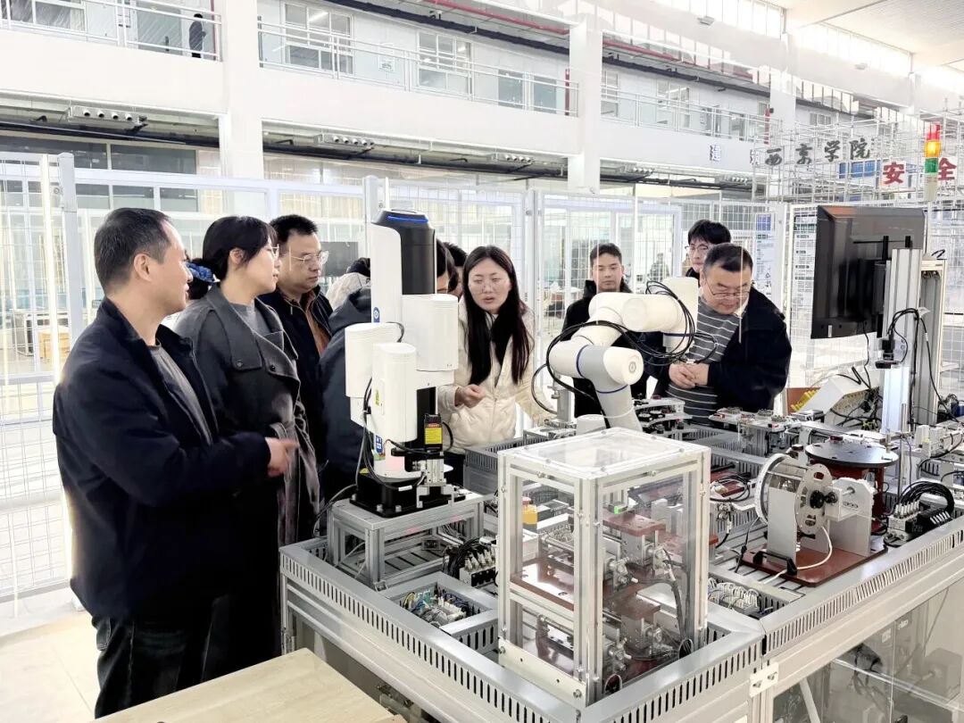 西京学院研究生教育：以“四个一”锻造高层次应用型人才