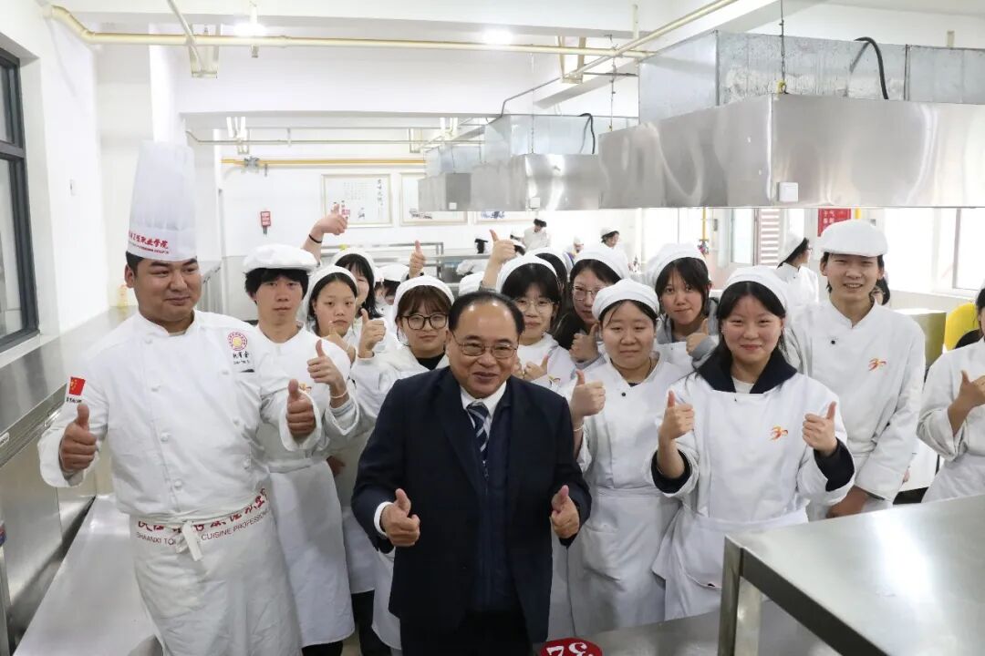 泰国梅州大学代表团访问陕西旅游烹饪职业学院 深化中泰教育合作交流