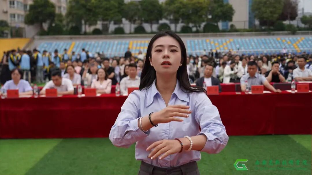 西安高新技师学院“唱响红五月 匠心筑梦行”合唱比赛暨文艺汇演圆满结束！