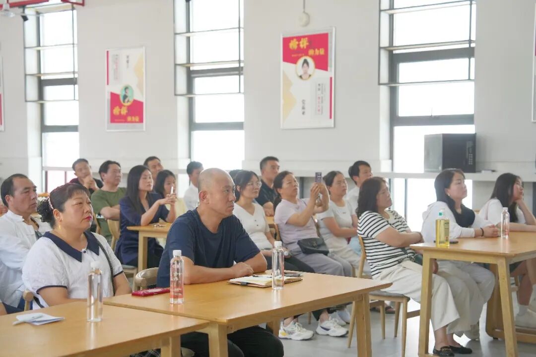 双向奔赴，“育”见未来 | 西安博雅艺术职业高中2026年春季学期期末家长会圆满结束