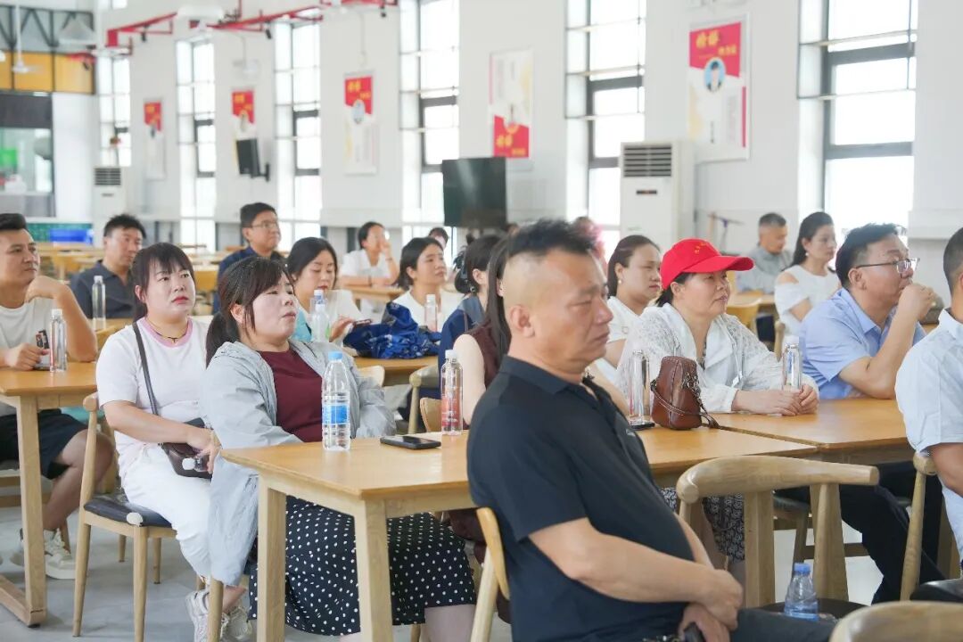 双向奔赴，“育”见未来 | 西安博雅艺术职业高中2026年春季学期期末家长会圆满结束