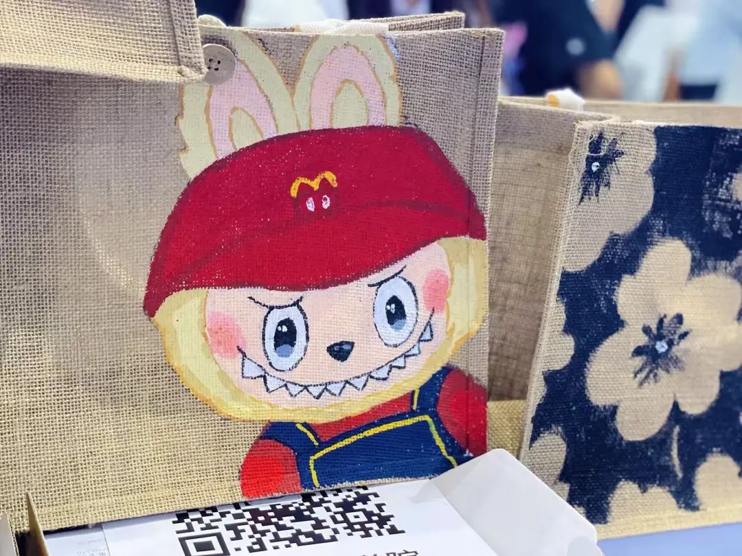 西安翻译学院闪耀第十三届陕西教育博览会