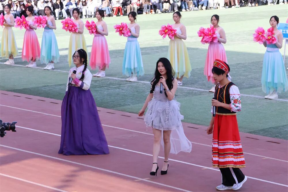 聚焦精彩！西安翻译学院第十九届田径运动会，开幕！