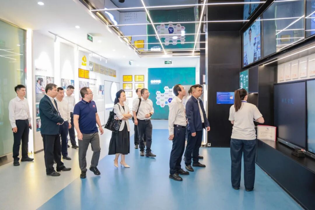 西京学院与中国电信西安分公司签署战略合作协议 共筑智慧教育新生态