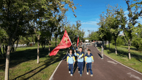 晨光励行 当“燃”青春丨16公里！西安明德理工学院学子步履淬成长！