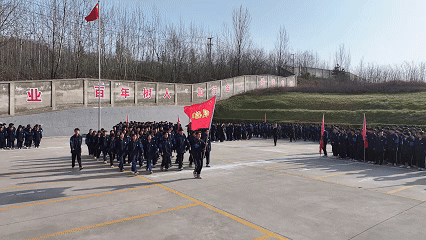 武动青春，扬我风采！西安育华职业高中首届武术操评比大赛圆满落幕