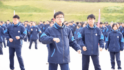 武动青春，扬我风采！西安育华职业高中首届武术操评比大赛圆满落幕