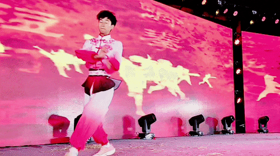 震撼！温暖！感动！青春！西安博雅艺术职业高中职教活动周展演暨2025届毕业晚会