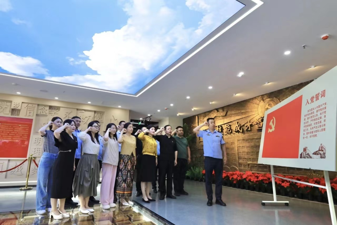 【喜报】中共西安铁道技师学院委员会荣获“五星党组织”荣誉称号