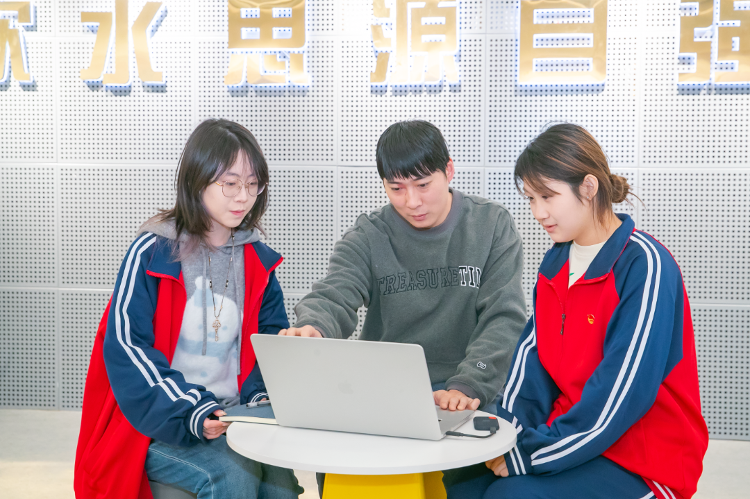 西安思源学院师生在第十一届全国应用型人才综合技能大赛斩获佳绩