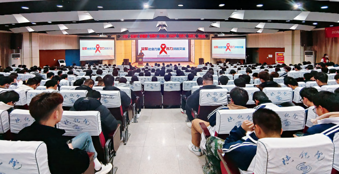 陕西铁路工程职业技术学院实施“四个三”工程：以健康学校建设为抓手助力学生成长成才