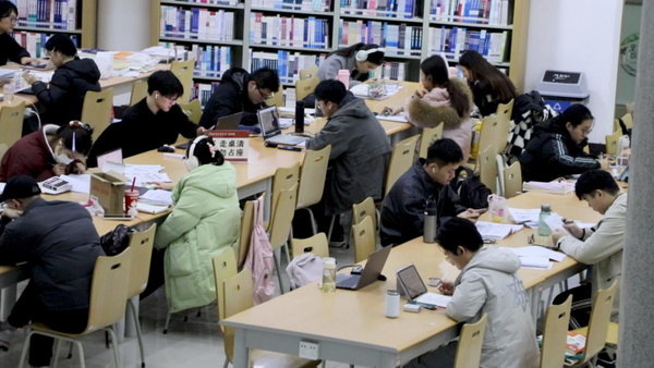 百载耕耘育英才 三项数据见真章-西安培华学院办学质量观察纪4.png