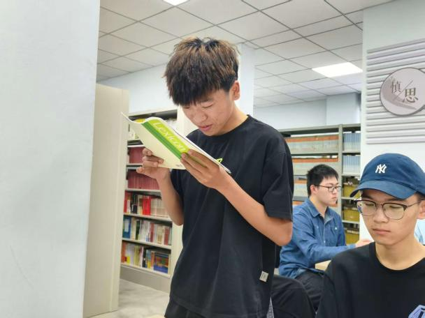 世界读书日 | 陕西旅游烹饪职业学院师生共赴《平凡的世界》阅读之约