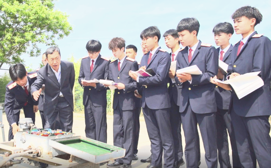 告别纸上谈兵！西安铁道技师学院实训室解锁你的职业通行密码