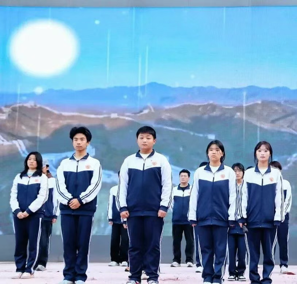 西安东方职业高级中学诗歌朗诵比赛圆满落幕 西安东方职业高级中学诗歌朗诵比赛圆满落幕