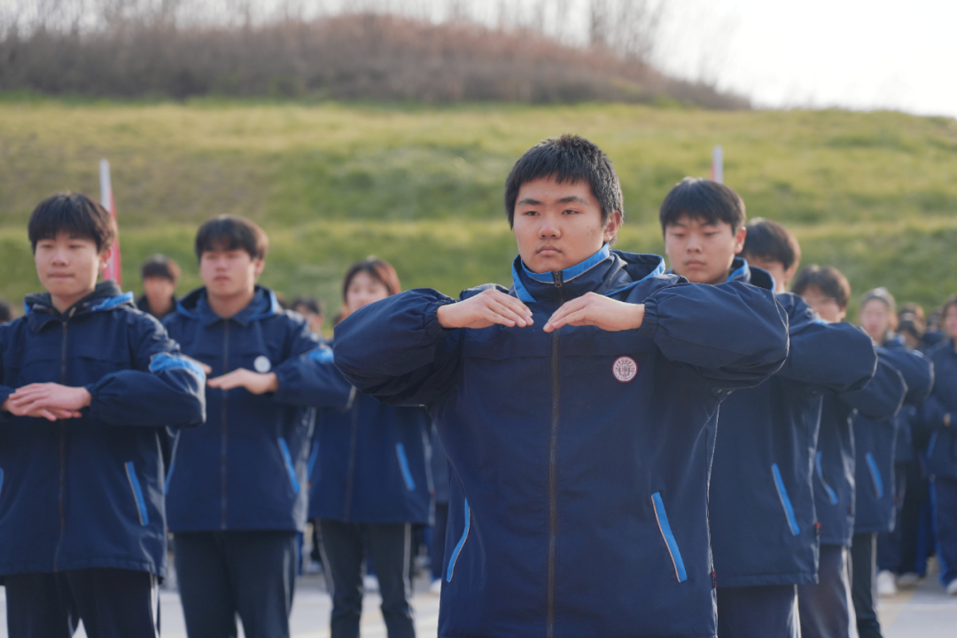 武动青春，扬我风采！西安育华职业高中首届武术操评比大赛圆满落幕