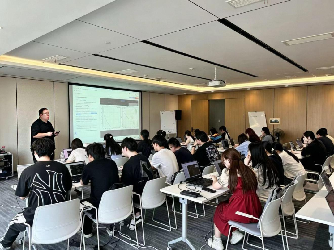喜报丨西安明德理工学院教师在全国智慧课程创新大赛上再创佳绩