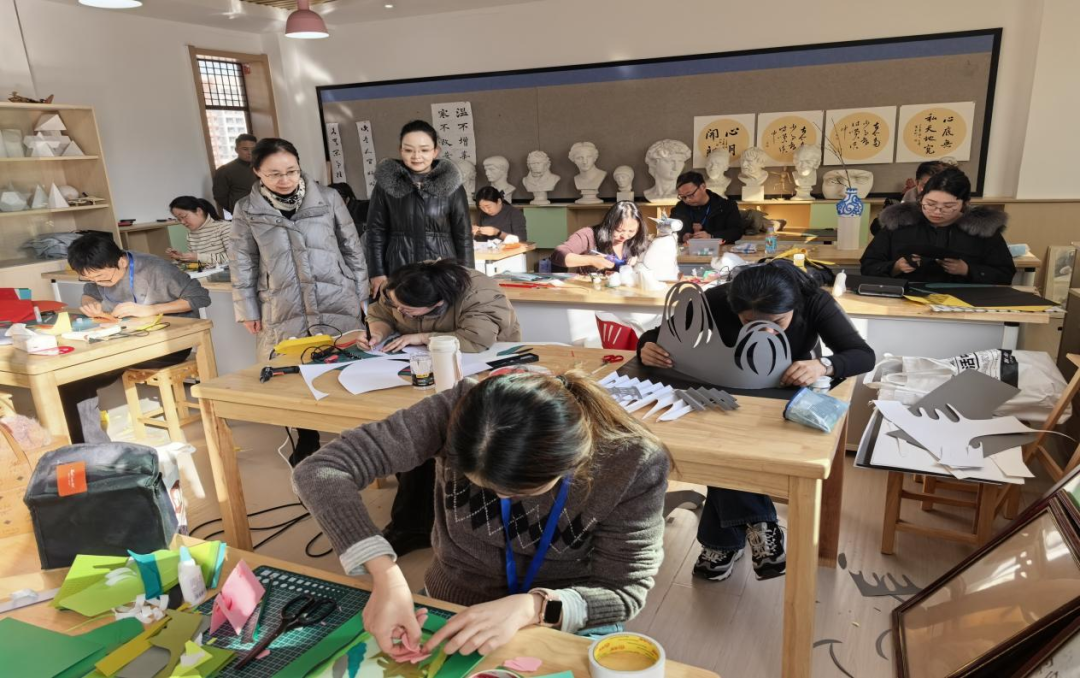 铜川市举办中小学音乐美术教师基本功展示活动