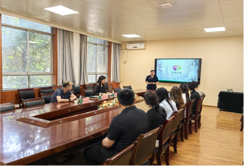 陕西德瑞敬老集团走进西京学院开展专场招聘会